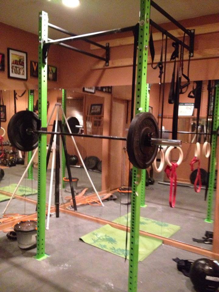 garage crossfit rig