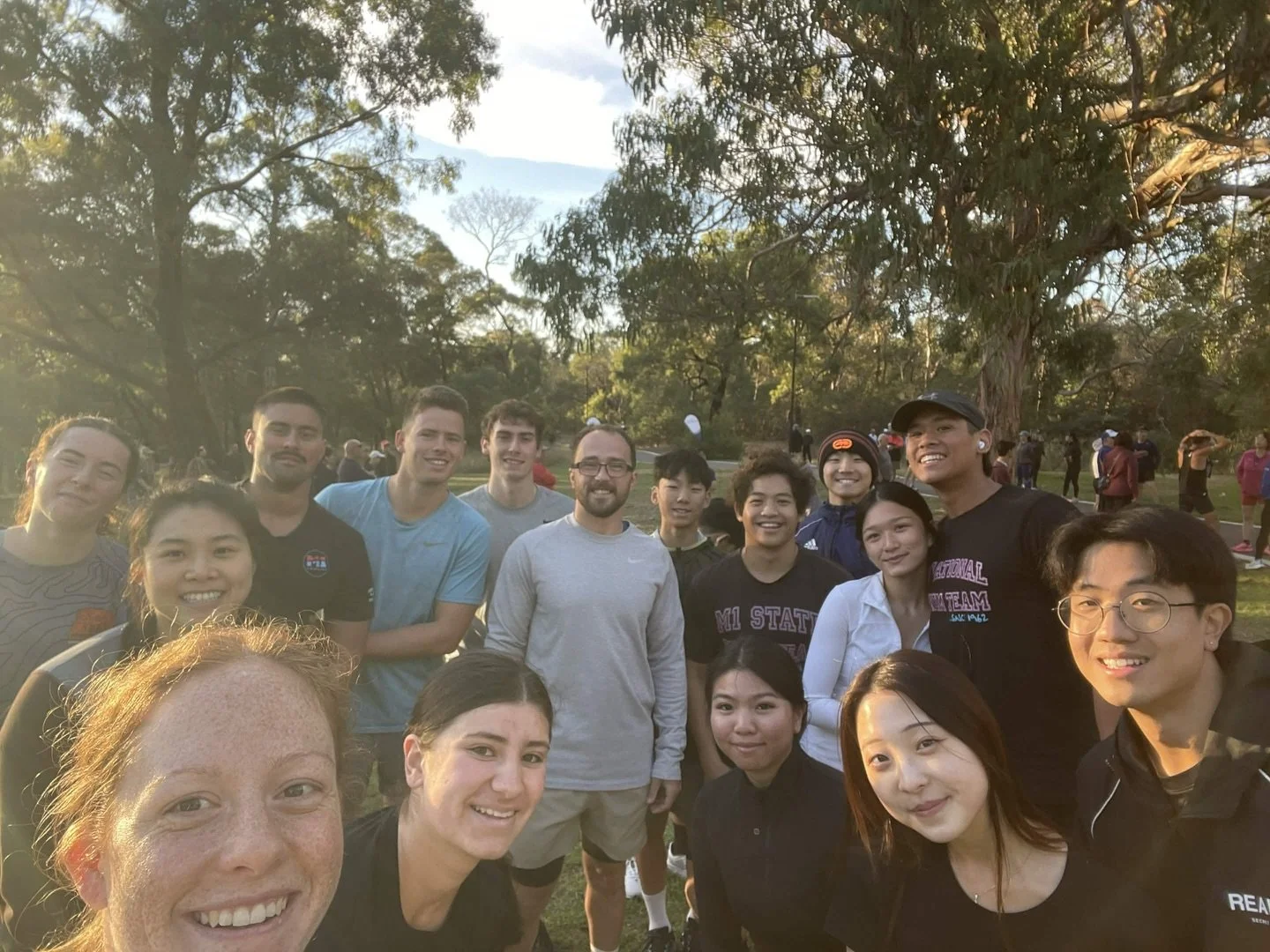 Runnin&rsquo; 🏃🏼&zwj;♀️, BBQ&rsquo;n 🌭, team vibin&rsquo; 🔥. Athlete led team bonding. Creating moments 📸 Well done leaders!  #m1swimmingclub #team #parkrun #fishoutofwater #fitness