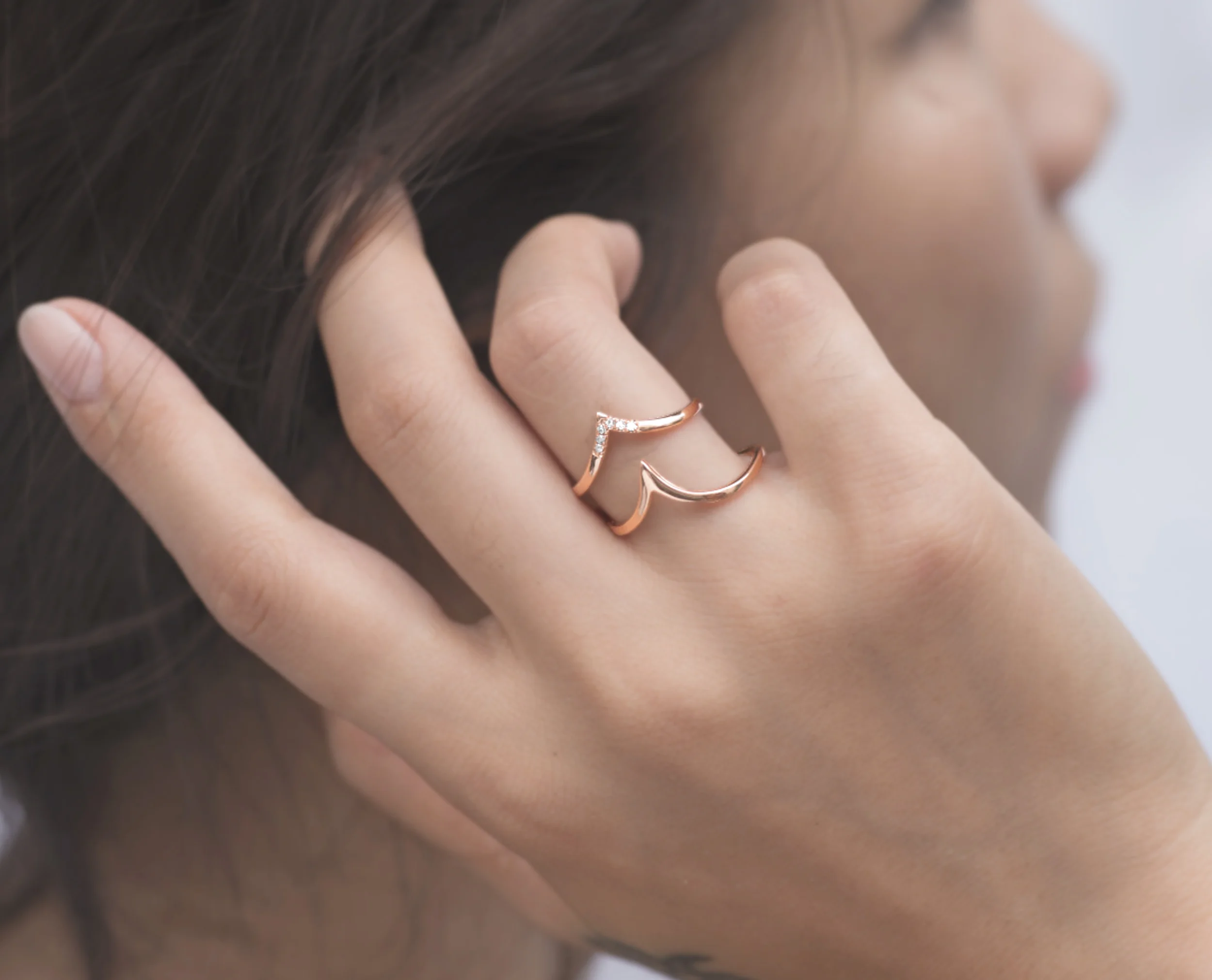 white diamond + rose gold_model2.jpg