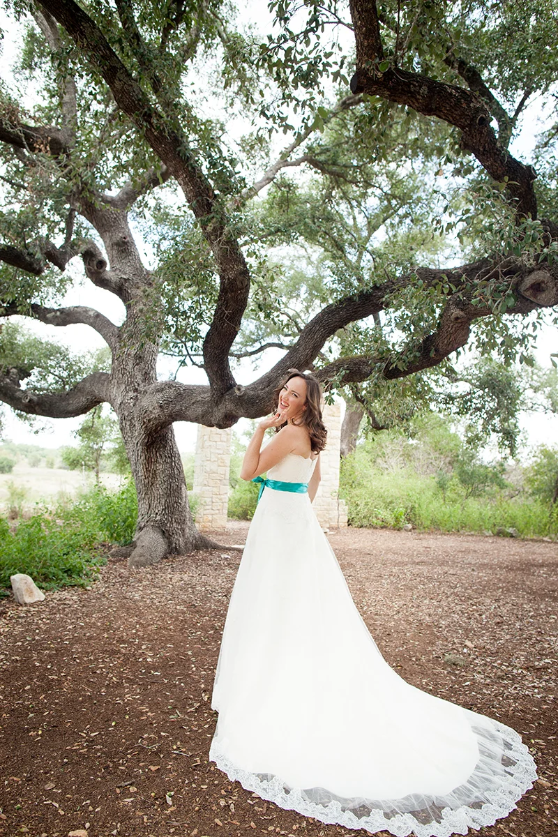 traditional austin bridal portrait