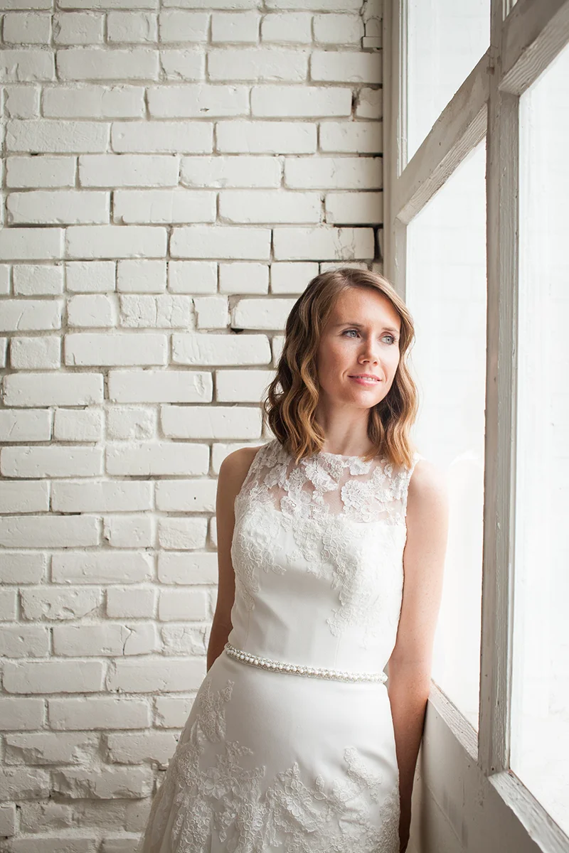 modern austin bridal portrait
