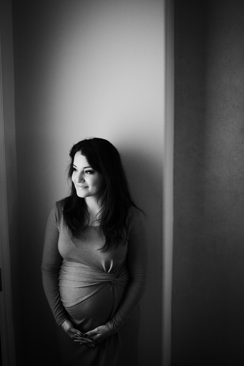 mother to be black and white