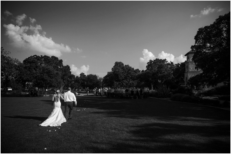 Camp_Lucy_Wedding_Photo_Driftwood_Texas_Wedding0013.jpg