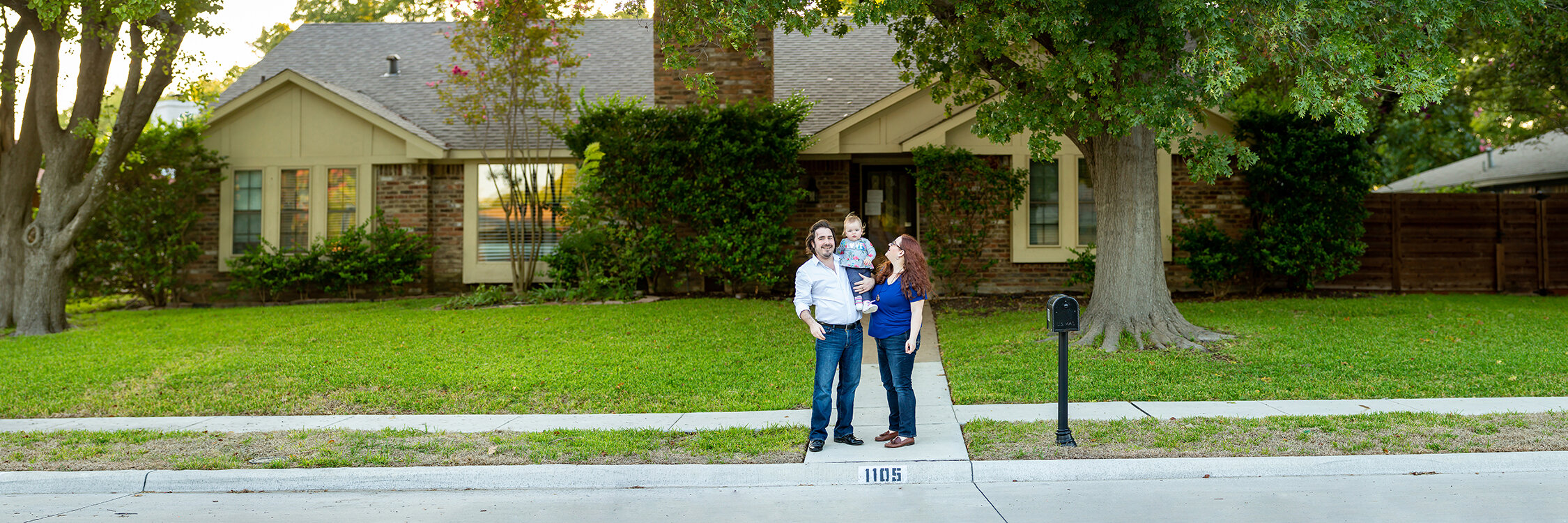 Hamilton_Family_Pano.jpg