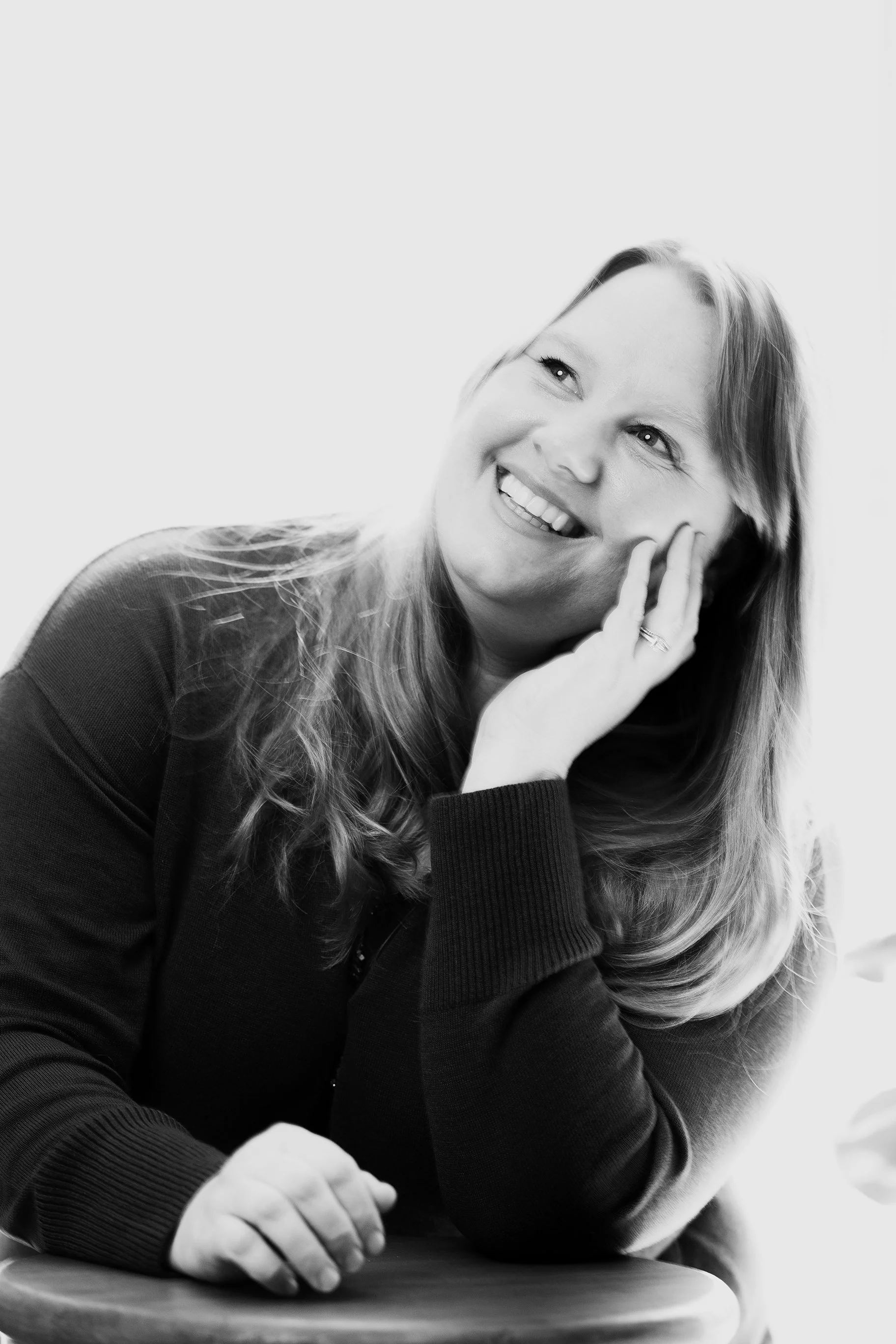 Lauren_Garfield_Headshot_2023-11.jpg