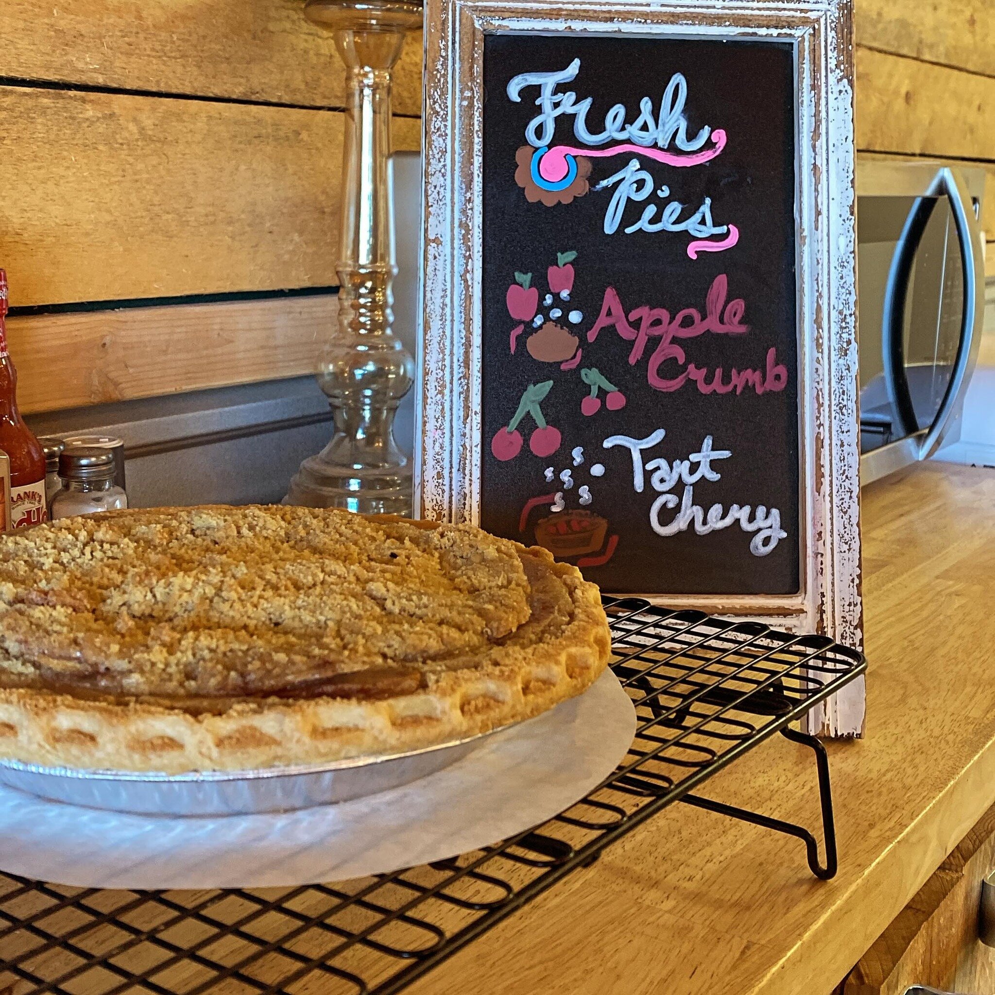 Apple Crumb Pie available!
also for sale:
&bull;Keylime
&bull;Strawberry cream
&bull;Coconut cream
&bull;Peanut Buttler Bliss
&bull;Chocolate Caramel Silk

#pie #alaskabakery #alaska #localbakery #localalaska #localalaskabusiness #shoplocal
