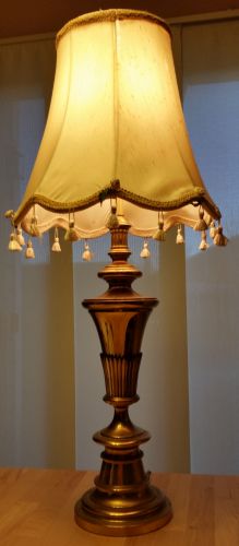 ugly lamp.jpg