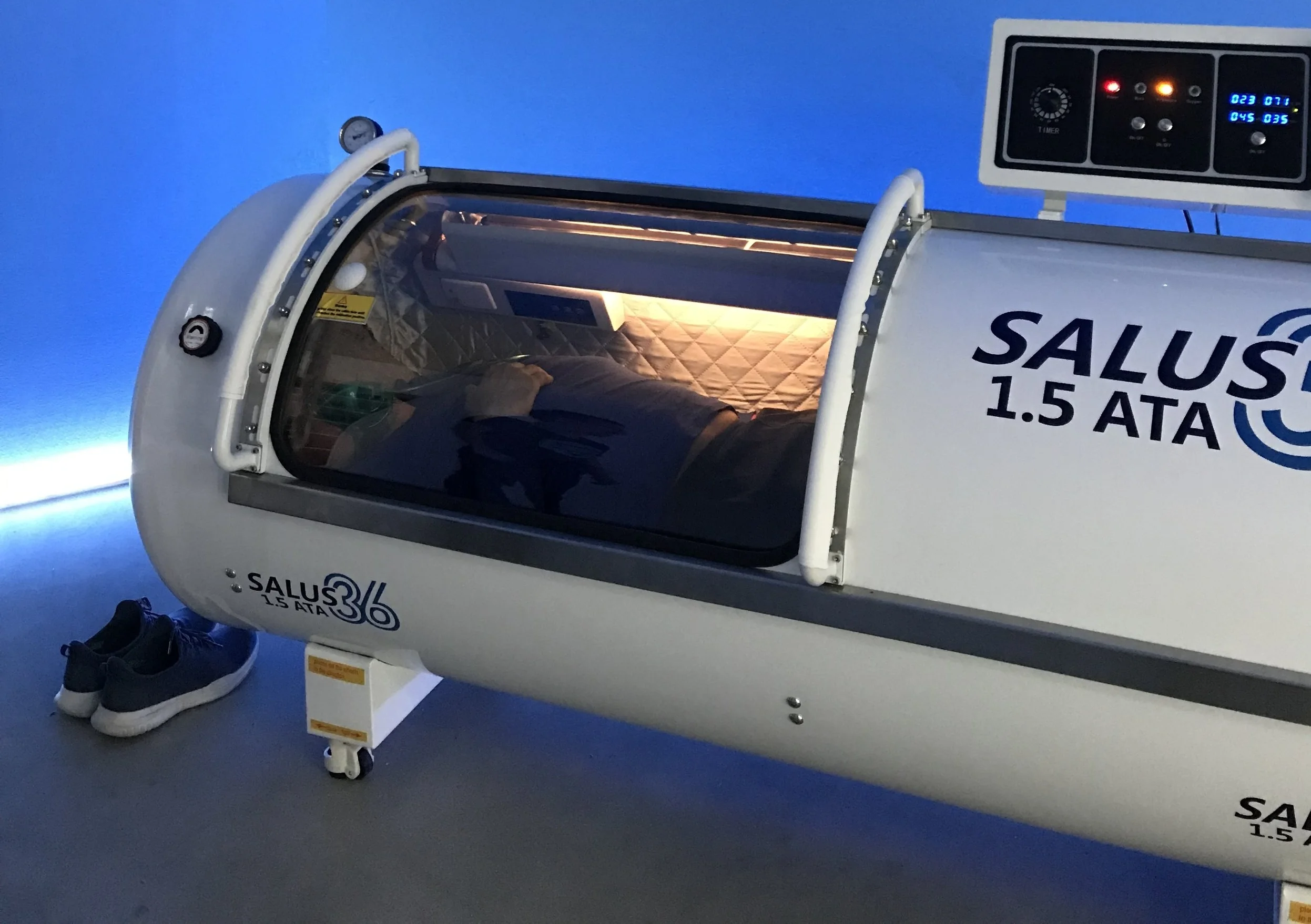 Hyperbaric Oxygen Chamber Melbourne HBOT — Alchemy Cryotherapy Centre