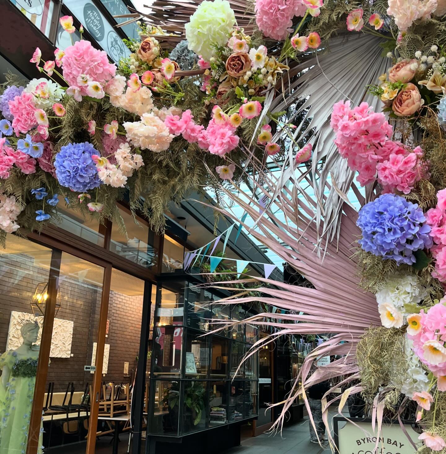 Bowral in the NSW Southern Highlands is ready to welcome Bridgerton Season Three. Flowers, bunting and sunny skies. This also gives me the chance to show off a photo of me looking (justifiably) delighted when Julia and I chatted at a book signing las