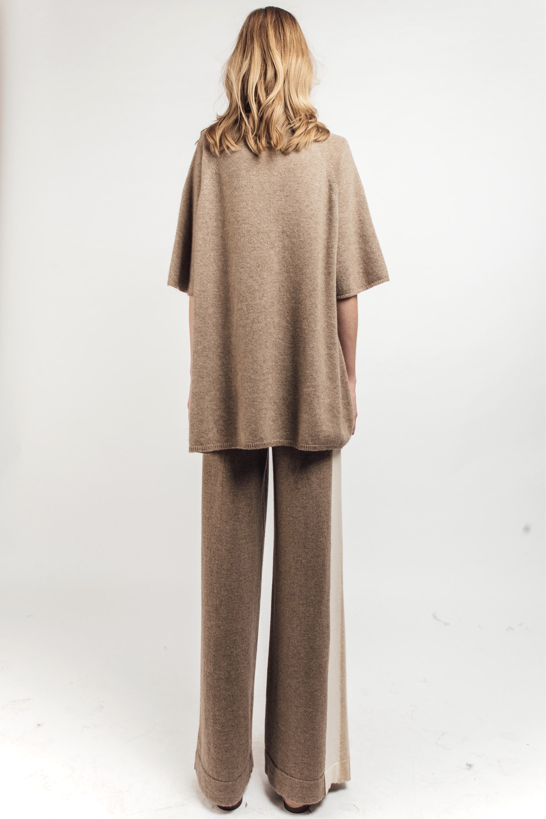 cashmere t-shirt and trousers with side detail