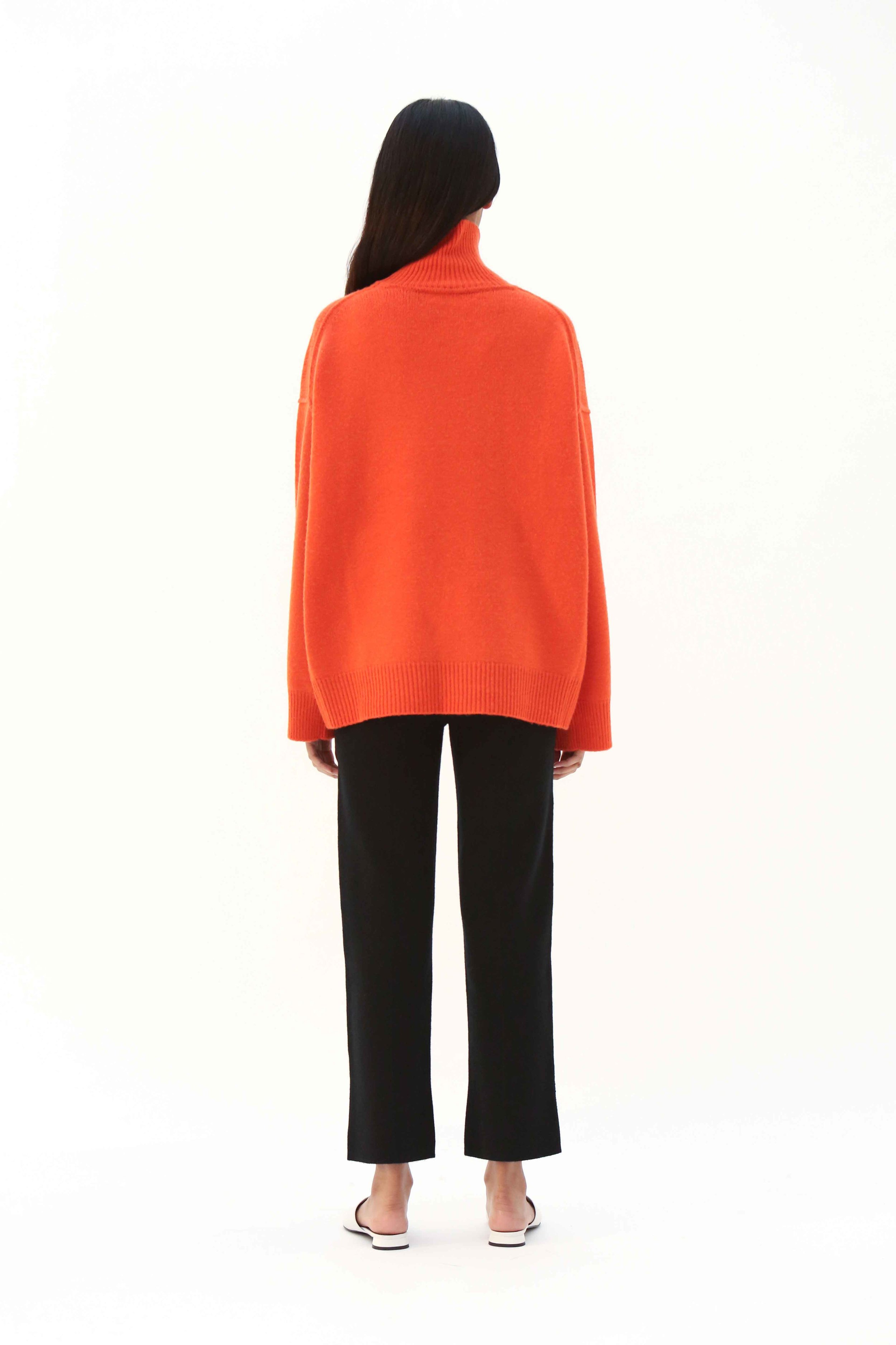 Oversized Jumper — MANDKHAI 