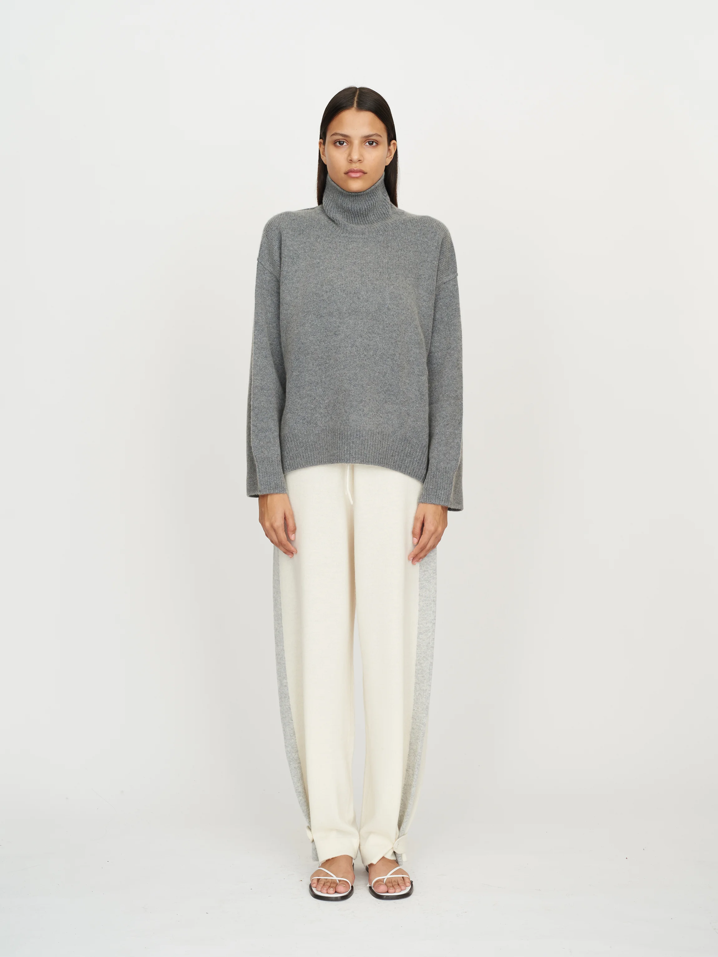 oversize grey jumper
