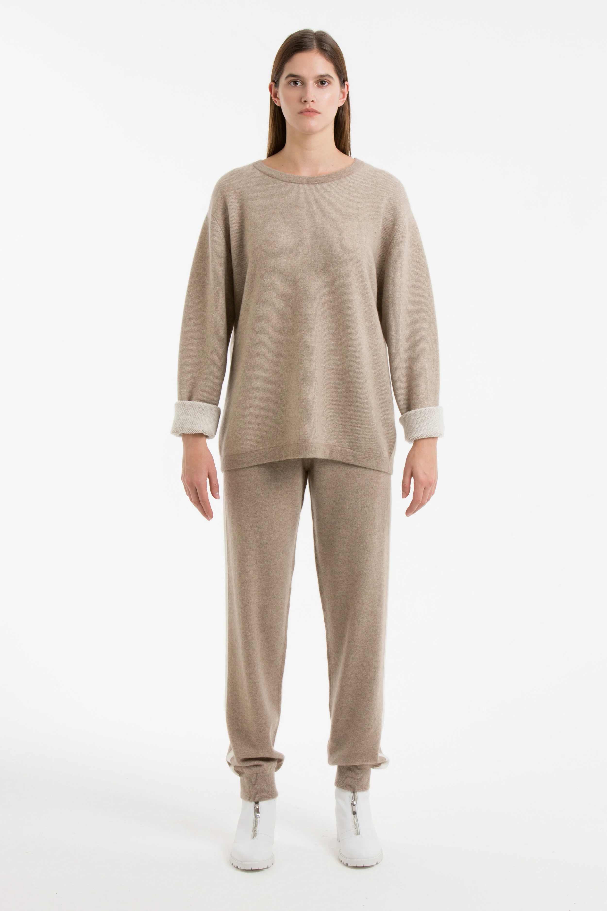 Cashmere sweatshirt — MANDKHAI 