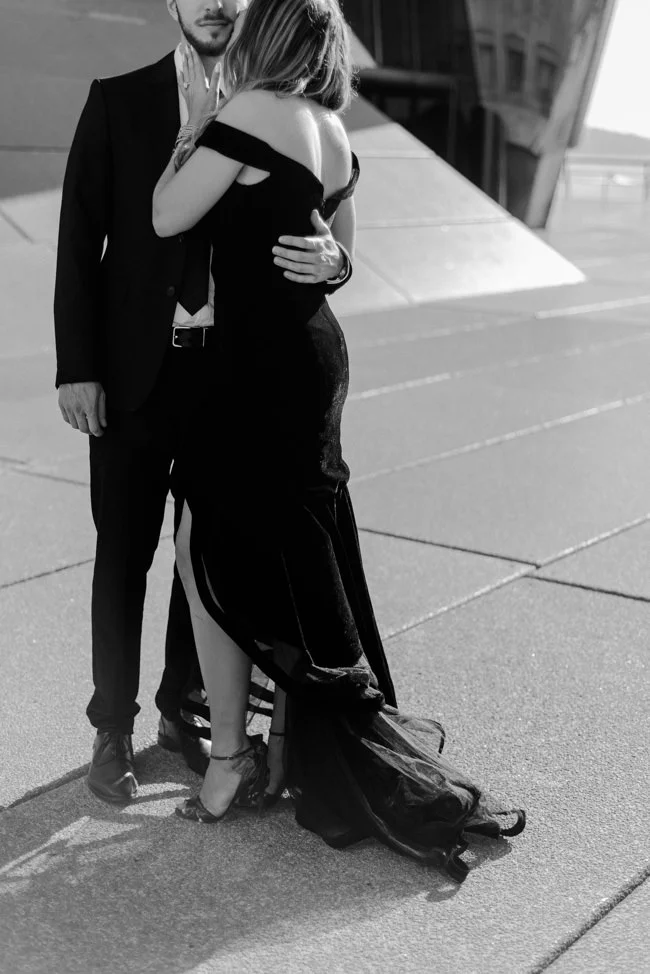 Iconic-Engagement-Shoot-Sunrise-Sydney-Opera-House-The-Rocks-Photography-By-Renata-101.jpg