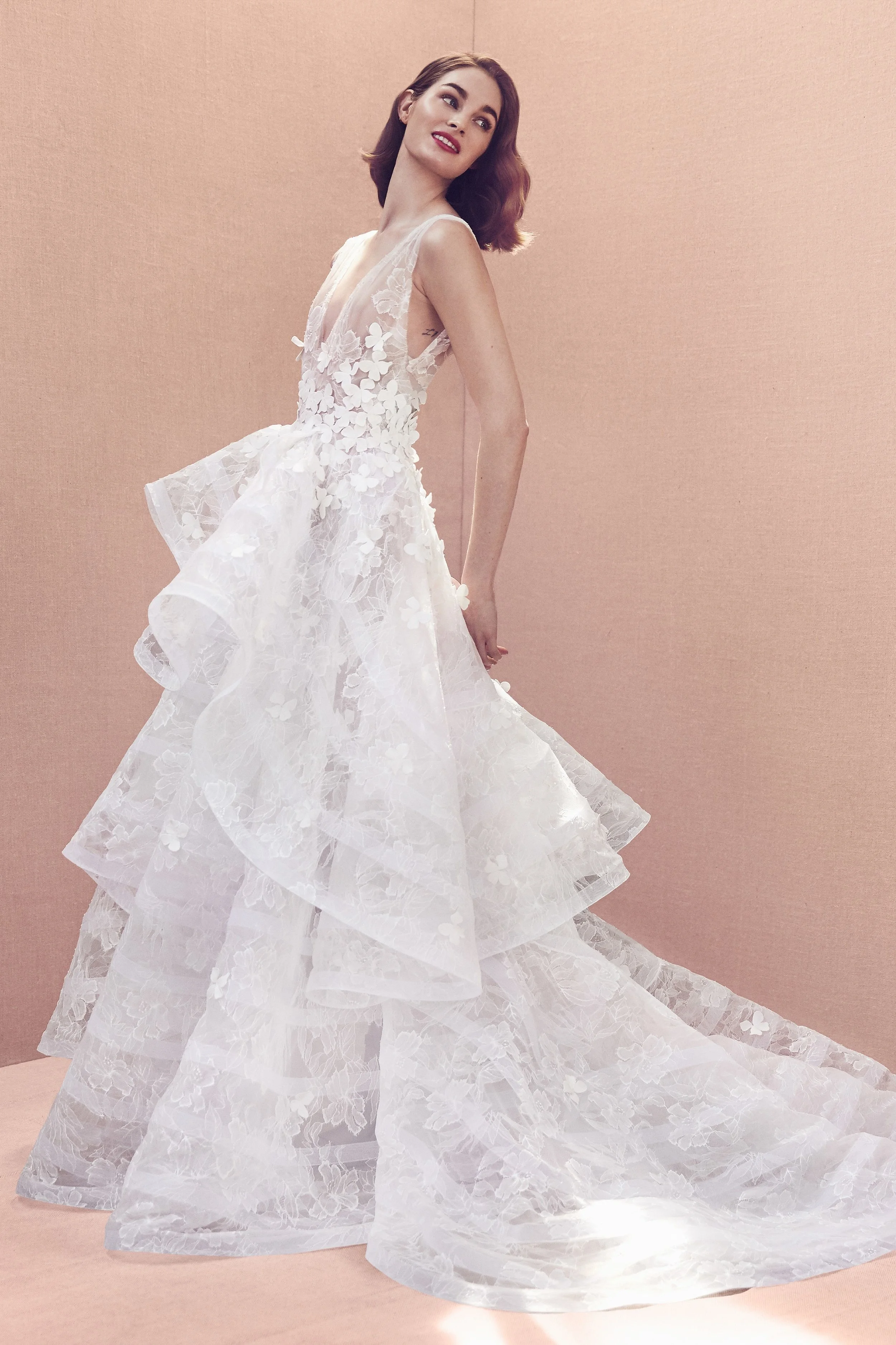 rent oscar de la renta