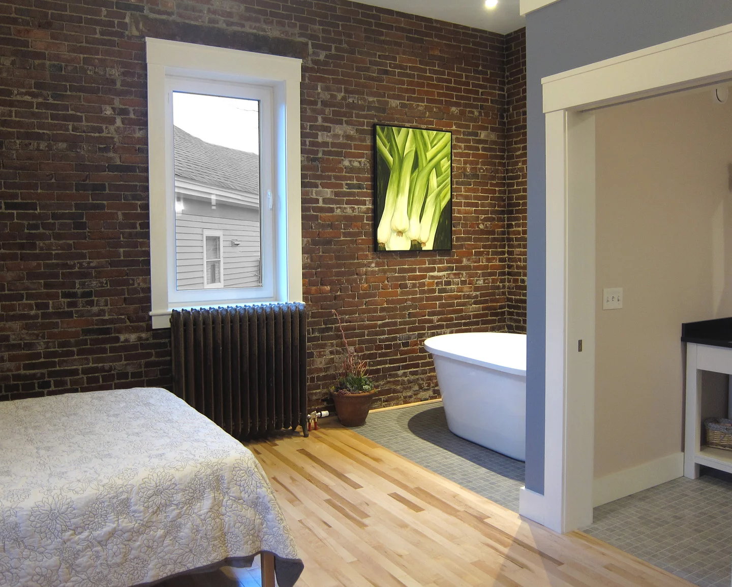 Birth room
