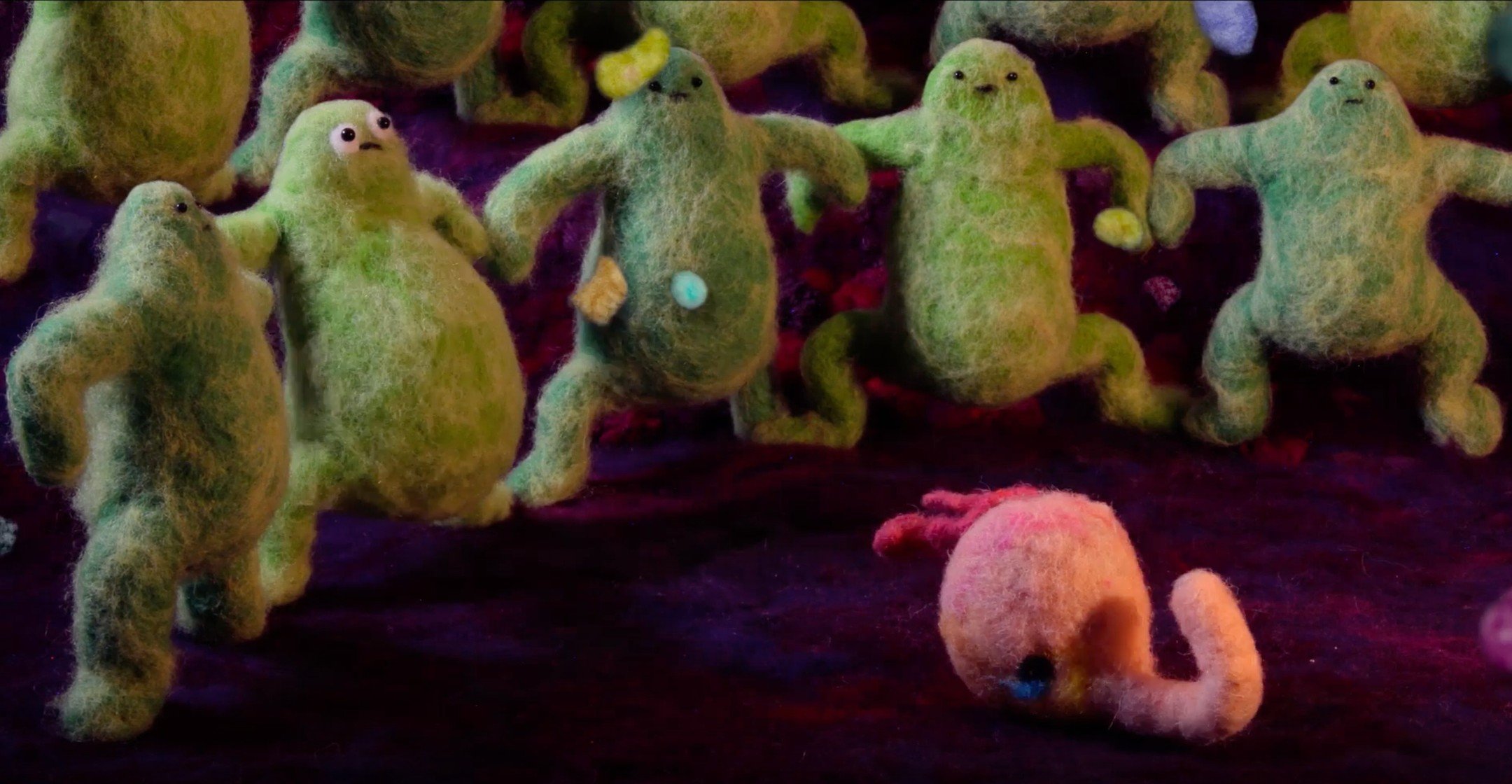 MUCOUS MEMBRANES.
We played with tons of ideas about how to illustrate this section of the film. We thought about childhood video games, bouncers at a club and RED ROVER. And this is what we ended up with.

Thanks to @netflix @tremolodocs for allowin