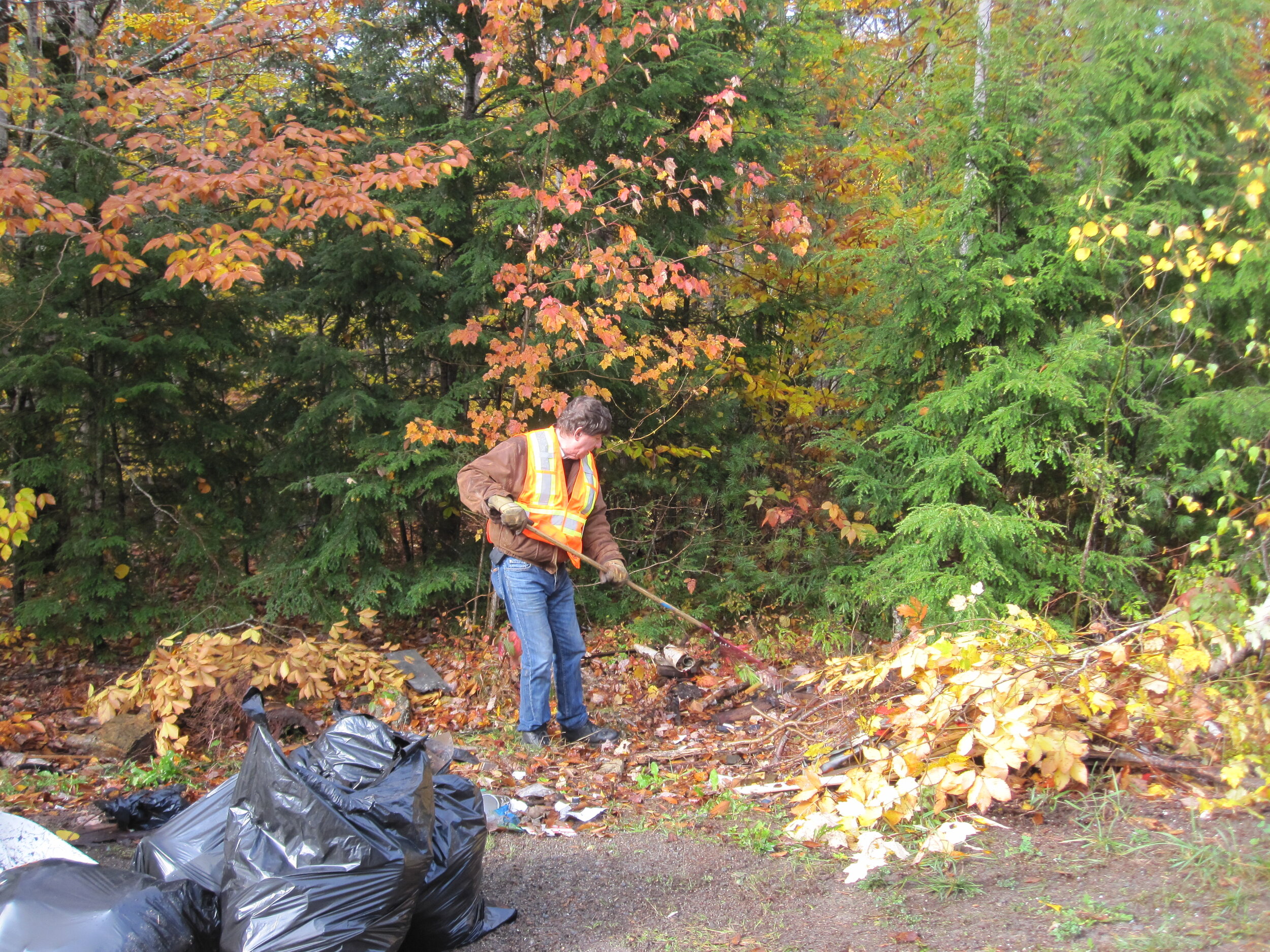 B.U.C. Brigade Mission Trip Road Side Cleanup