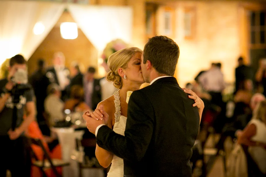 Chicago Wedding Photographer_Cafe Brauer_LM_38.JPG