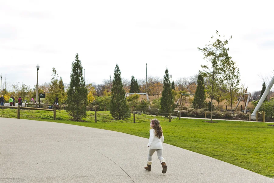 Chicago Family Photography Session_Millennium Park_JPP Studios_c_19.JPG