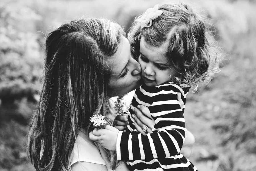 Chicago Family Photography Session_Lincoln Park_South Pond_JPP Studios_L_11.JPG