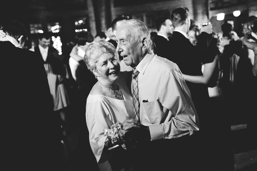 Chicago Wedding Photography_Cafe Brauer_JPP Studios_LD_126.JPG
