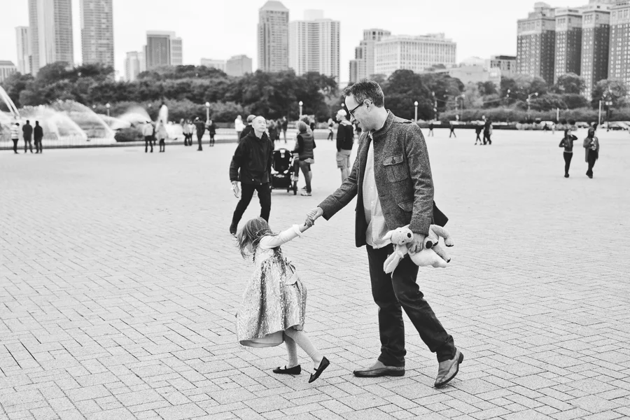Chicago Family Photography Session_Buckingham Fountain_Haase_28.JPG
