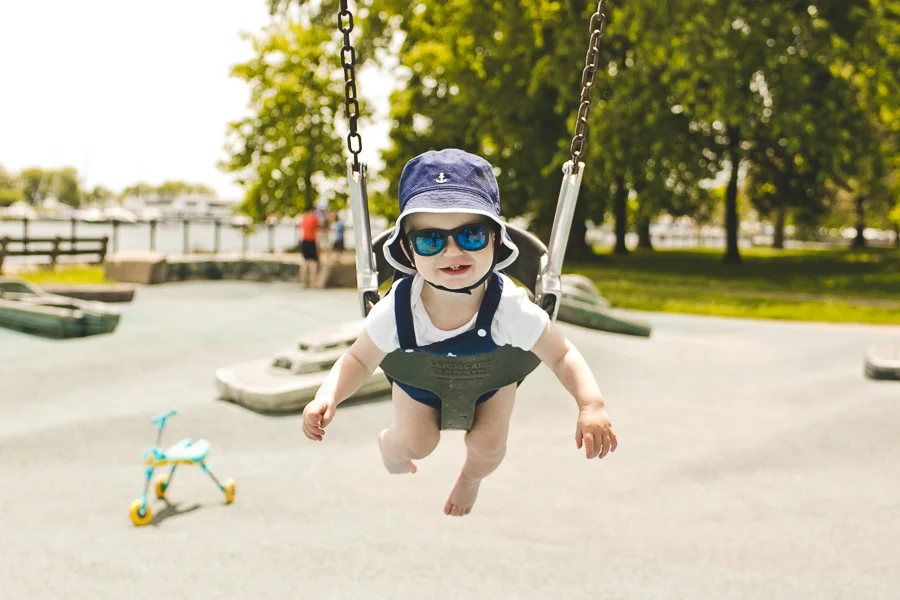 Chicago Lakefront Park Family Session - Kobe Family
