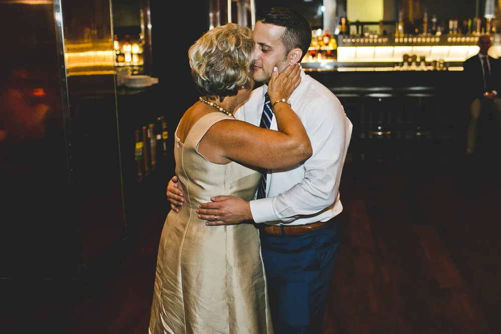 Chicago Wedding Photographer_Tribune Tower Crown_Howls & Hood_JPP Studios_B&J_097.JPG