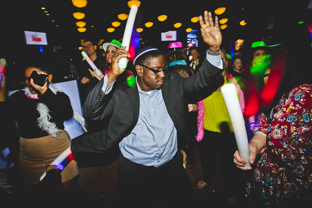 Chicago Bar Mitzvah Photographer_Temple Sholom_Chicago Sports Museum_JPP Studios_T_77.JPG