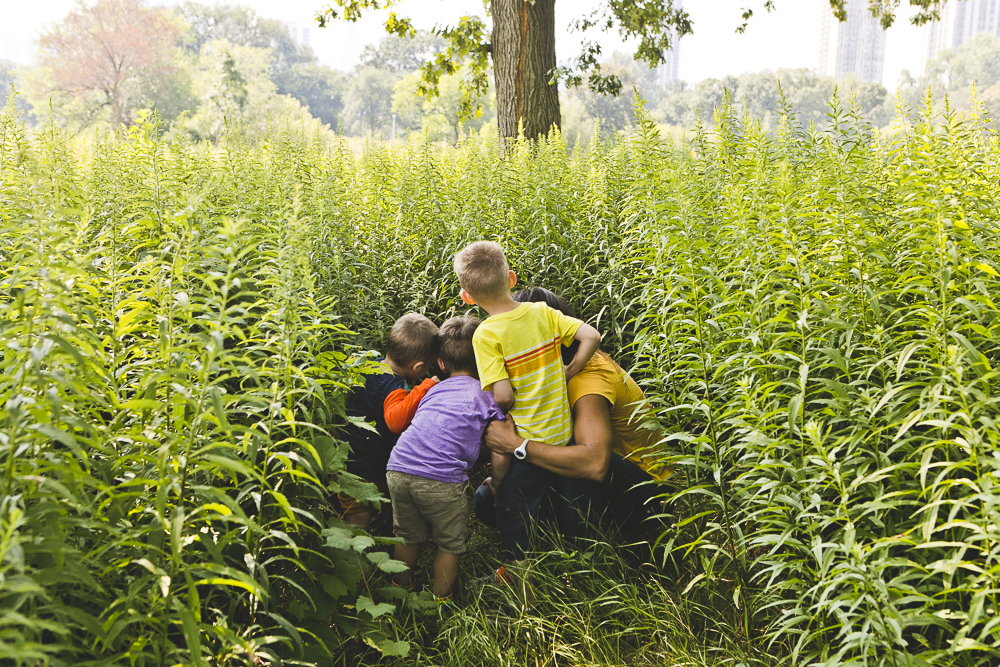 Chicago Family Photographers_Lincoln Park_South Pond_JPP Studios_V_24.JPG