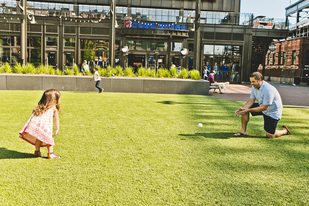 Chicago Family Photographers_Wrigley Field_S_14.JPG