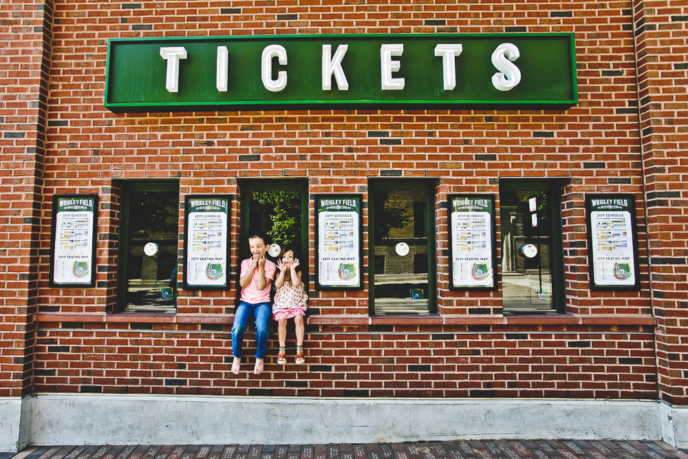 Chicago Family Photographers_Wrigley Field_S_22.JPG