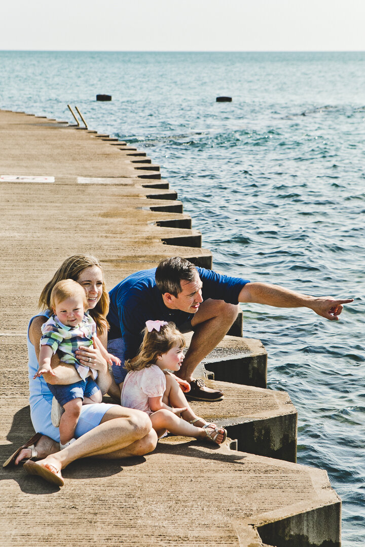 Chicago Family Photographers_Lincoln Park_Fullerton Beach_JPP Studios_H_26.JPG