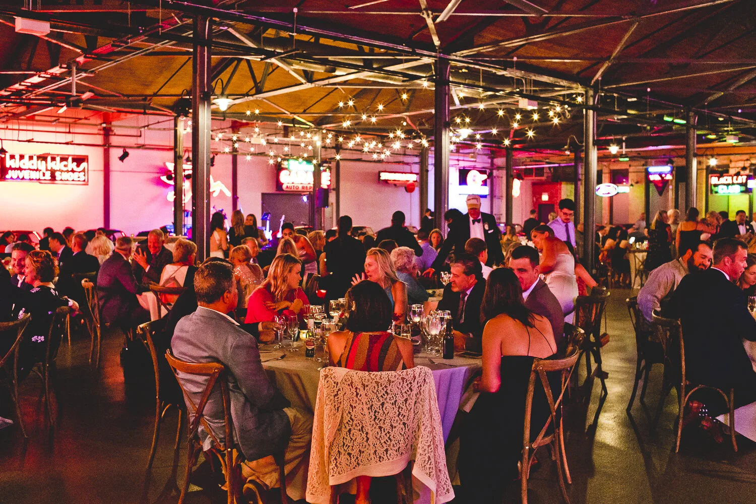 Chicago Wedding Photographers_Ravenswood Event Center_JPP Studios_LN_113.JPG