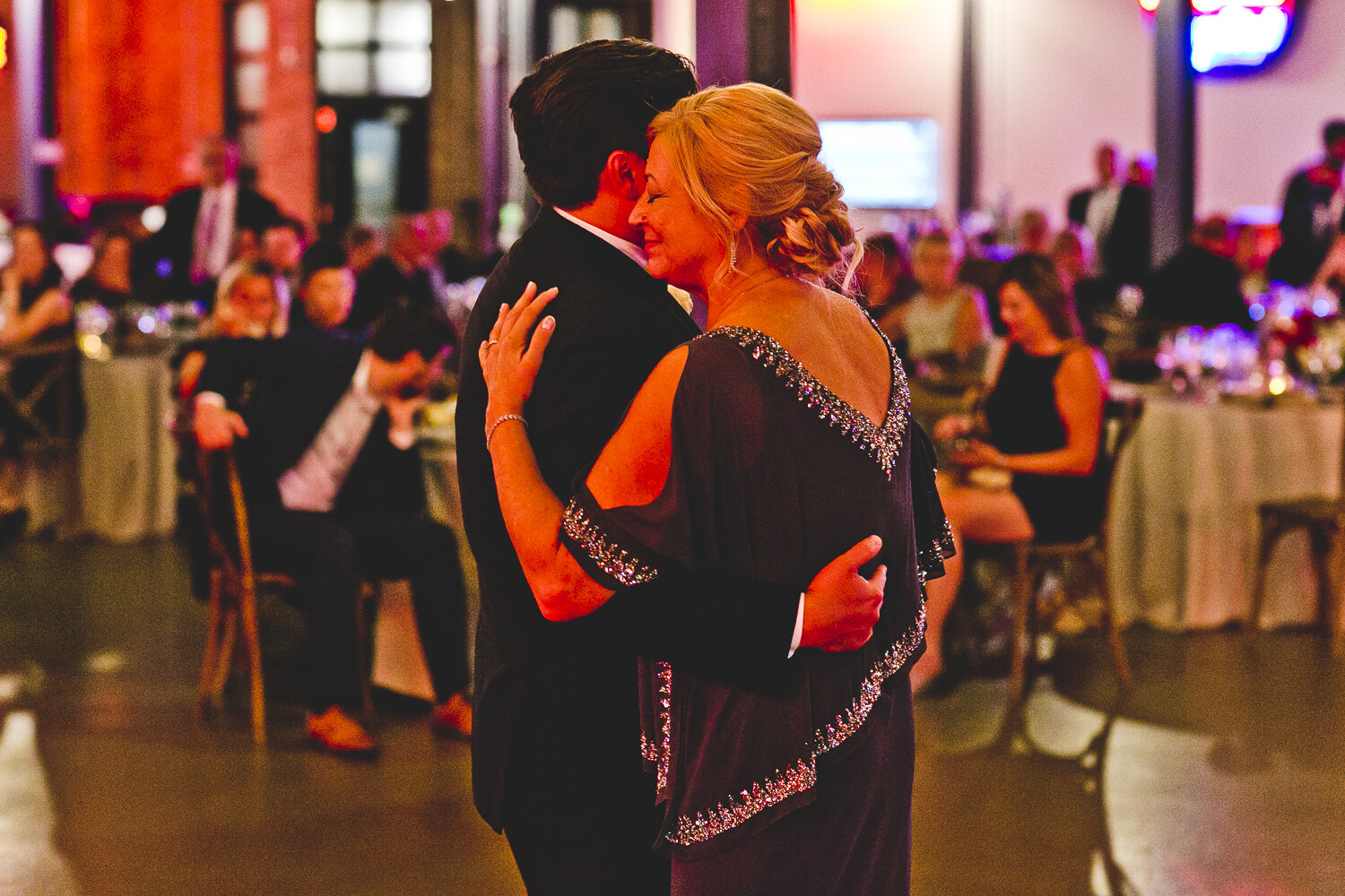 Chicago Wedding Photographers_Ravenswood Event Center_JPP Studios_LN_144.JPG