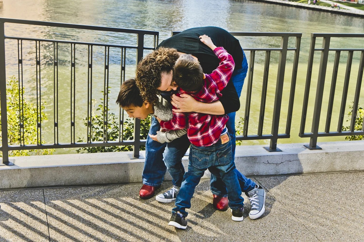 Chicago Family Photographers_Kinzie Bridge_JPP Studios_S_06.JPG