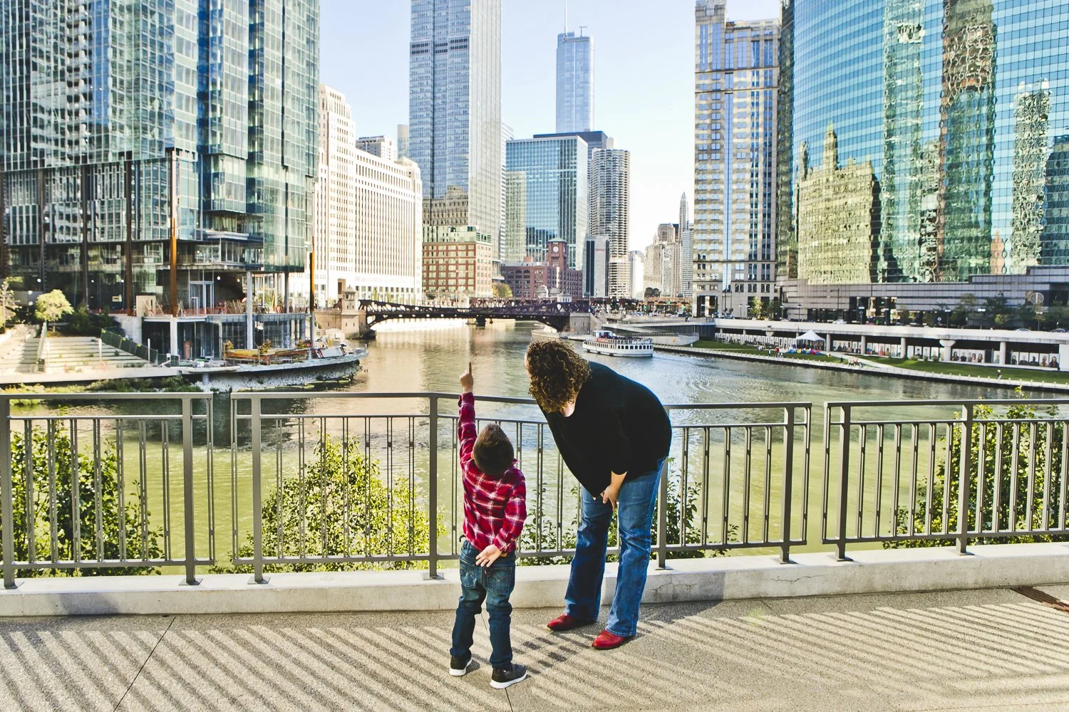 Chicago Family Photographers_Kinzie Bridge_JPP Studios_S_08.JPG