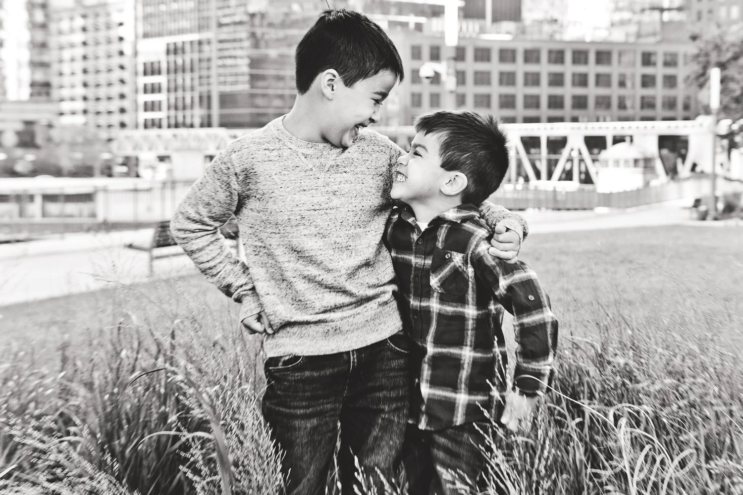 Chicago Family Photographers_Kinzie Bridge_JPP Studios_S_10.JPG