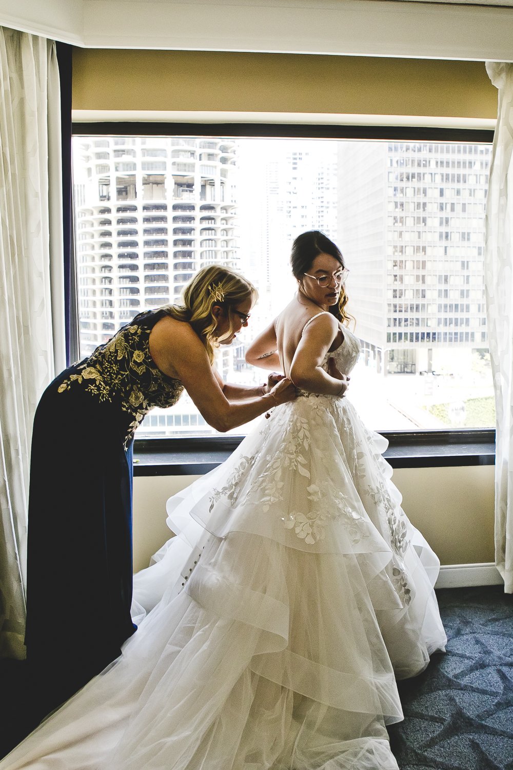 Chicago Wedding Photographers_Renaissance Hotel_JPP Studios_KJ_015.JPG