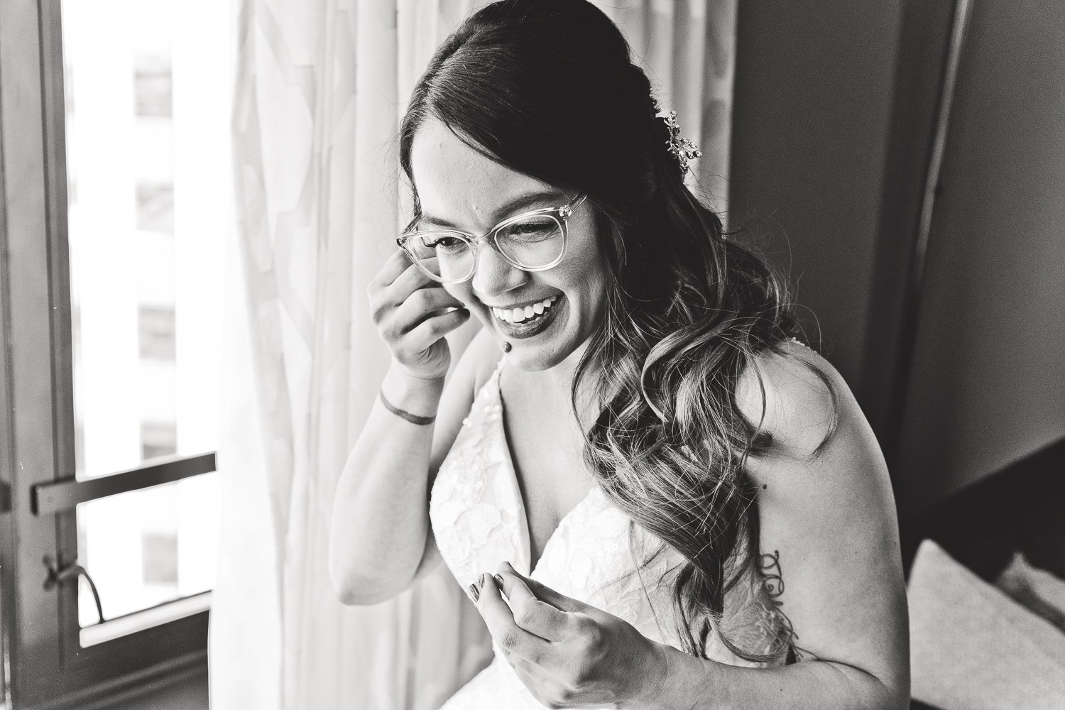 Chicago Wedding Photographers_Renaissance Hotel_JPP Studios_KJ_019.JPG