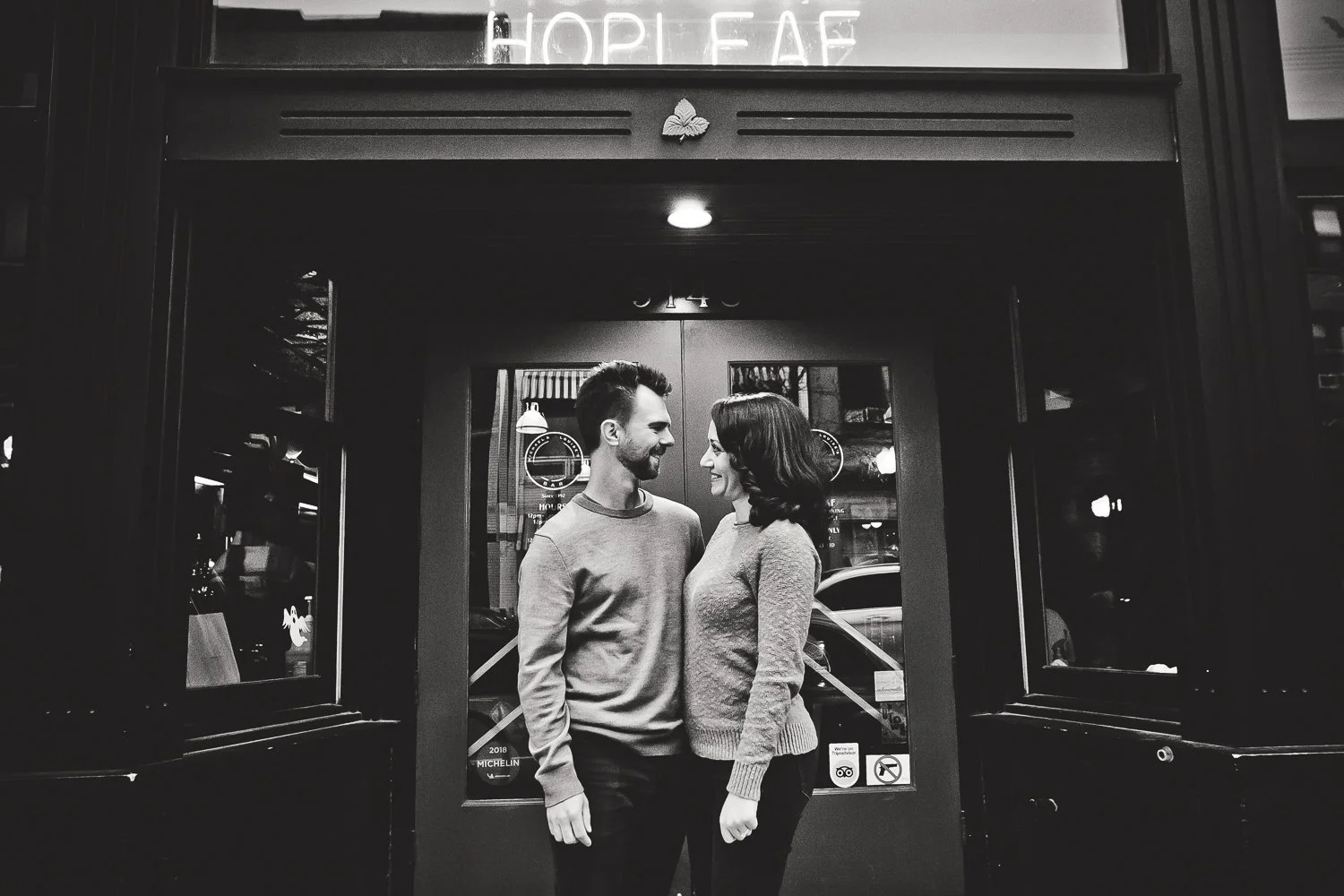 Chicago Engagement Session_Roscoe Village_JPP Studios_NM_19.JPG