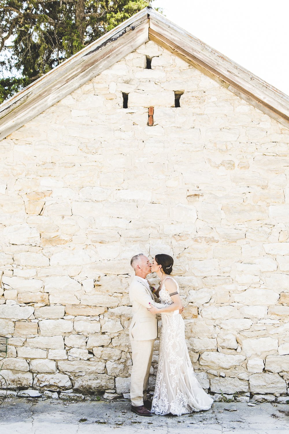 Pointe D'Vine Wedding - Kelly &amp; Chris (Quincy, IL)