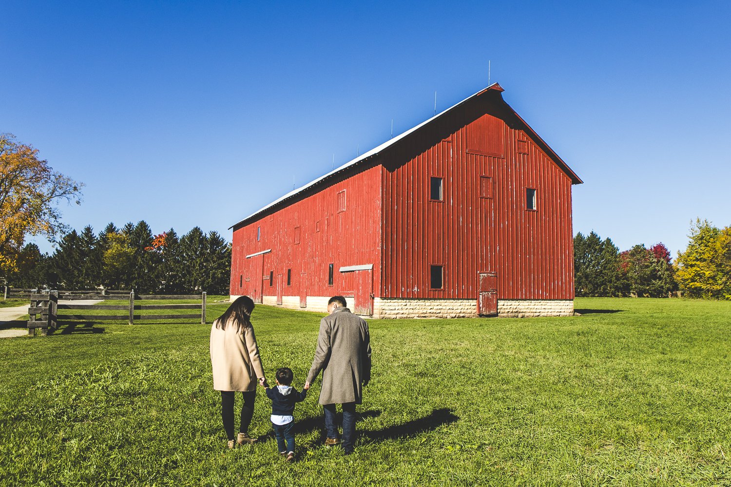 Chicago Family Photographers_Riverview Farmstead_JPP Studios_U_02.JPG