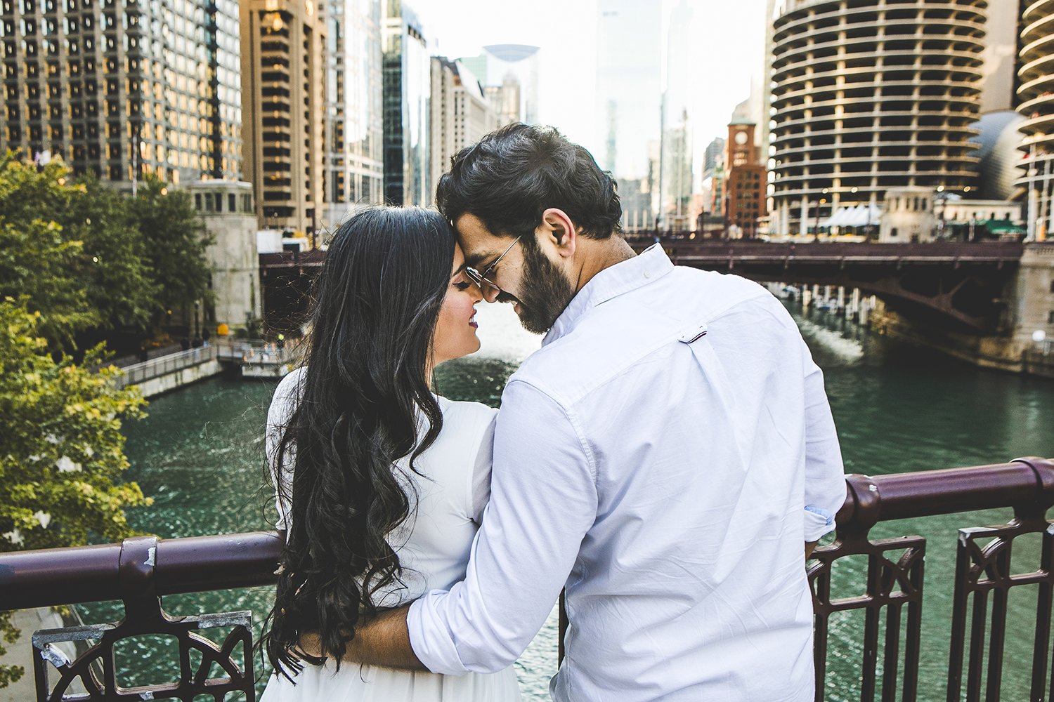 Chicago Engagement Session_Downtown_Adler Planetarium_JPP Studios_AK_17.JPG