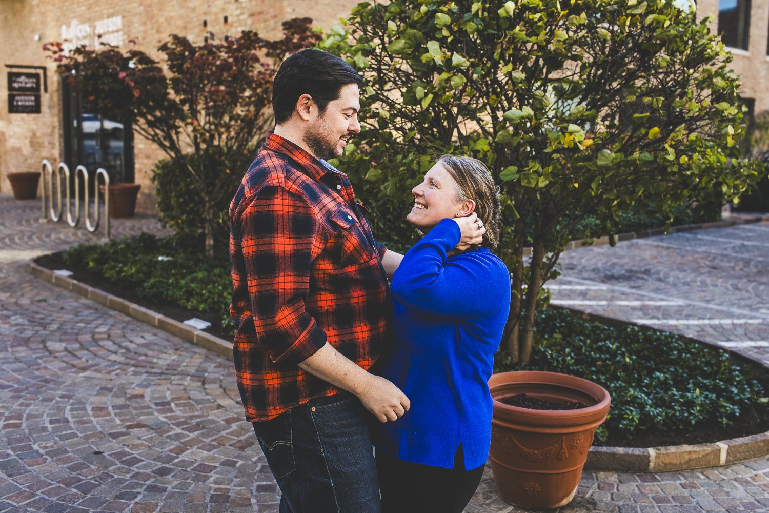 Chicago Engagement Photos_Metropolitan Brewing_JPP Studios_ER_03.JPG