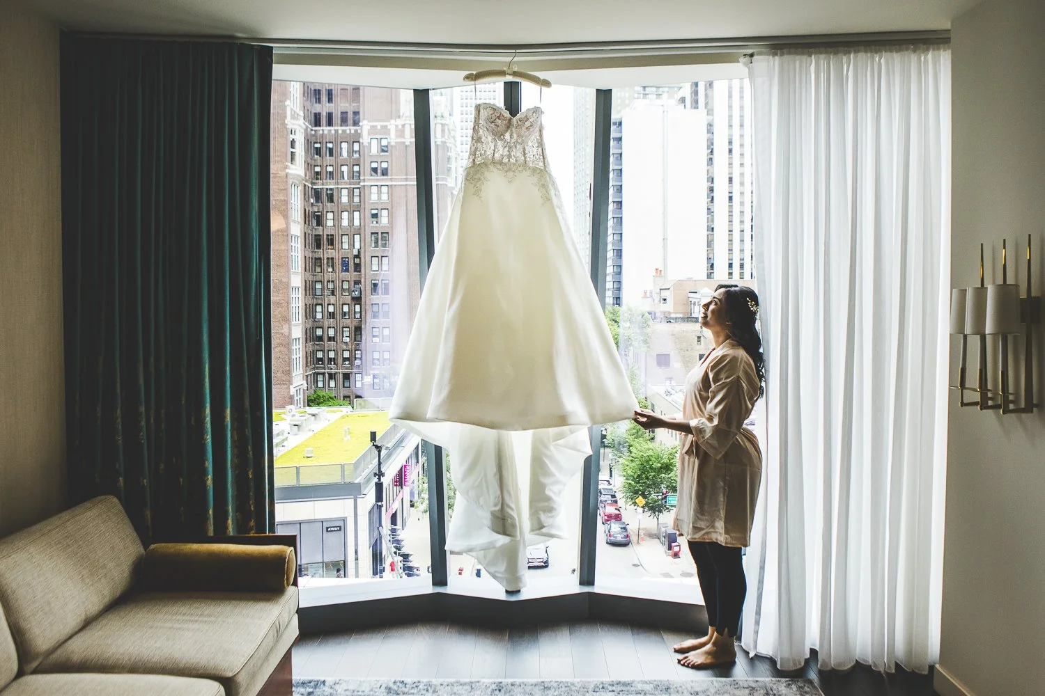 Chicago Wedding_Viceroy_AK_010.JPG