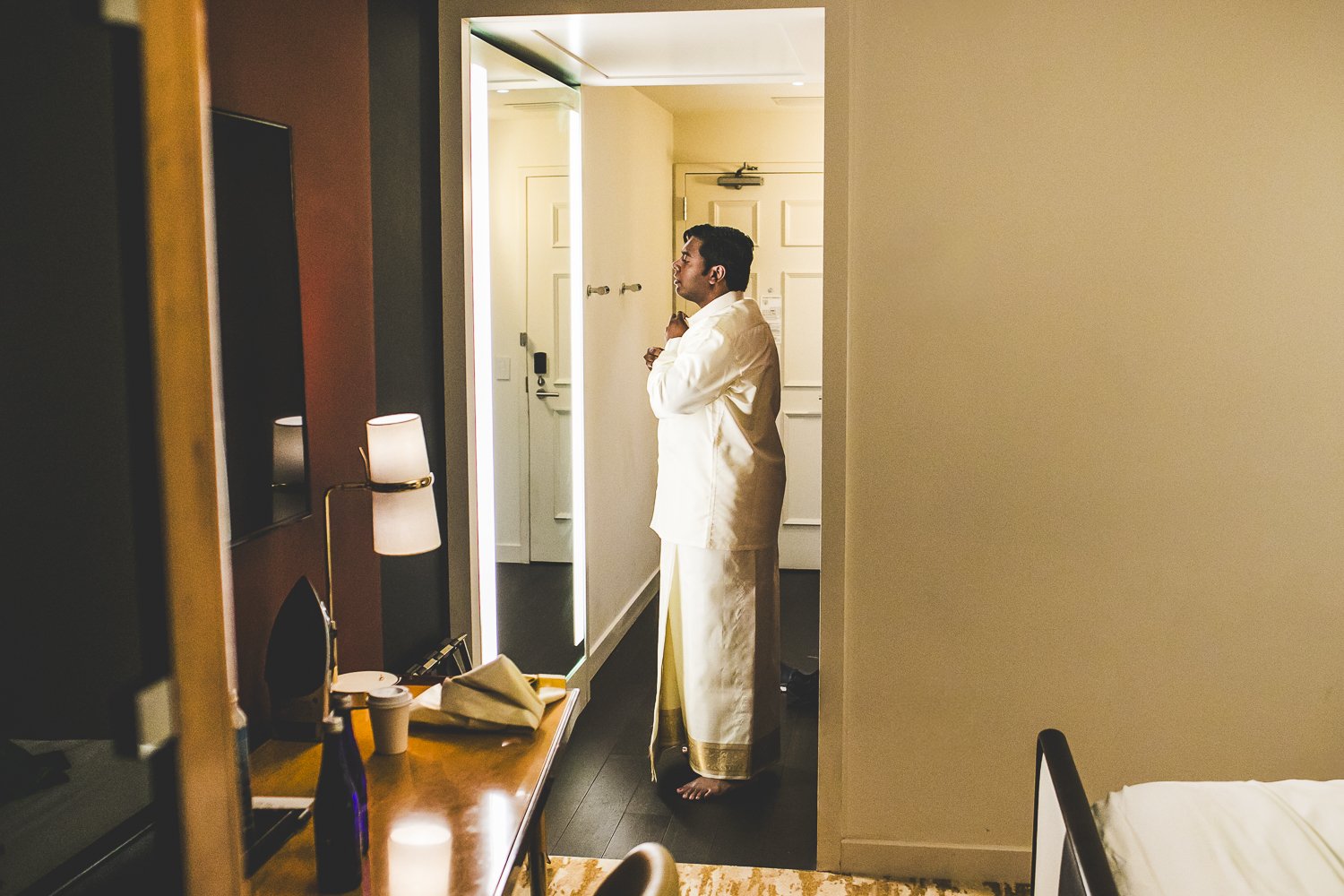 Chicago Indian Wedding Photographer_Hindu Temple Lemont_AK_03.JPG