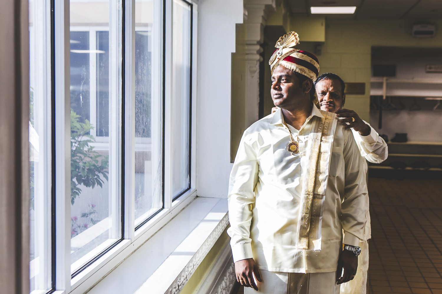 Chicago Indian Wedding Photographer_Hindu Temple Lemont_AK_07.JPG