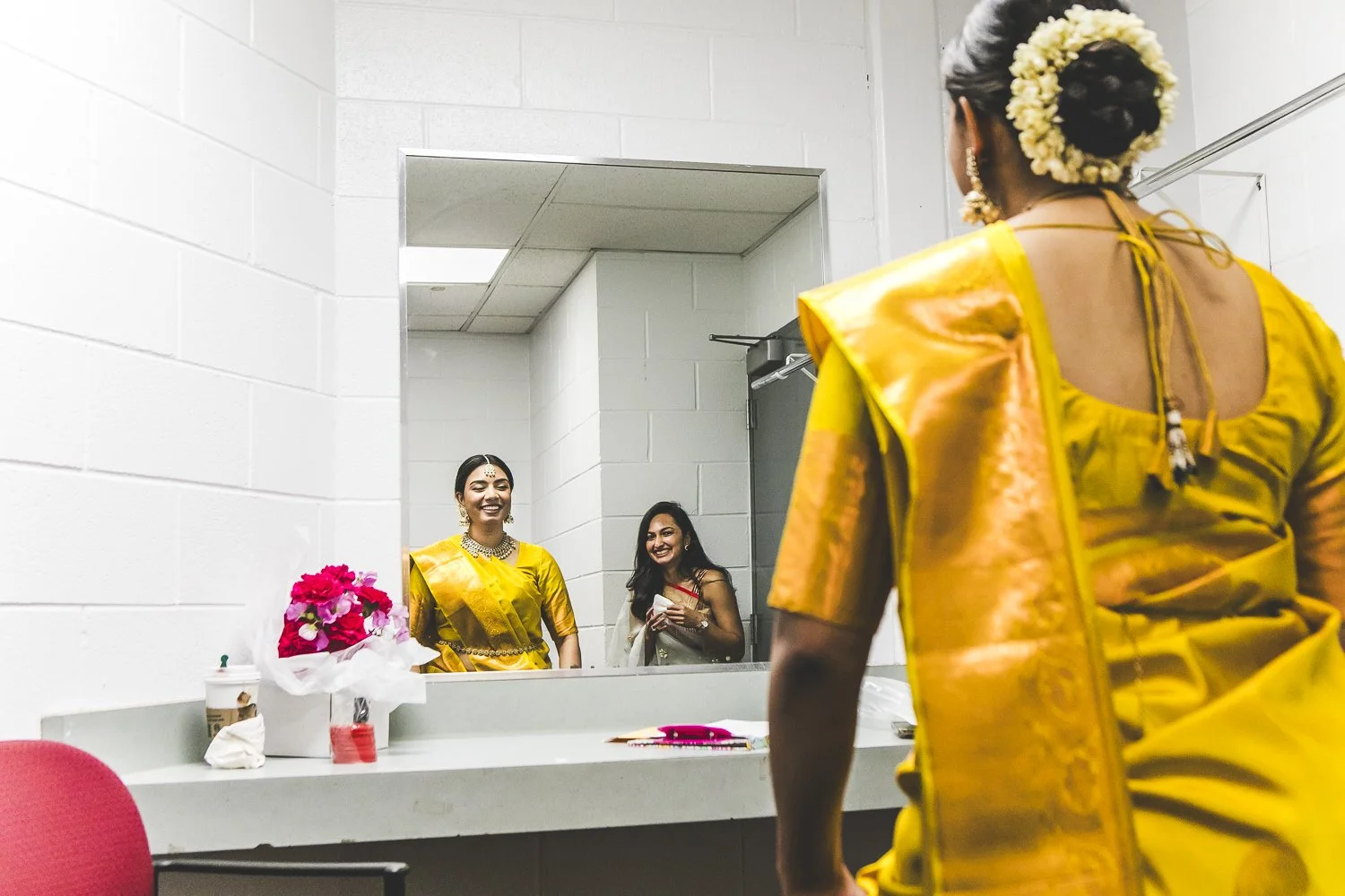 Chicago Indian Wedding Photographer_Hindu Temple Lemont_AK_10.JPG
